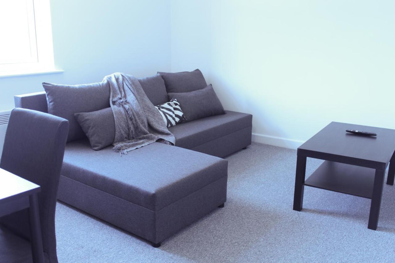 Stylish 1Br Apartment In The Heart Of Heywood Kültér fotó
