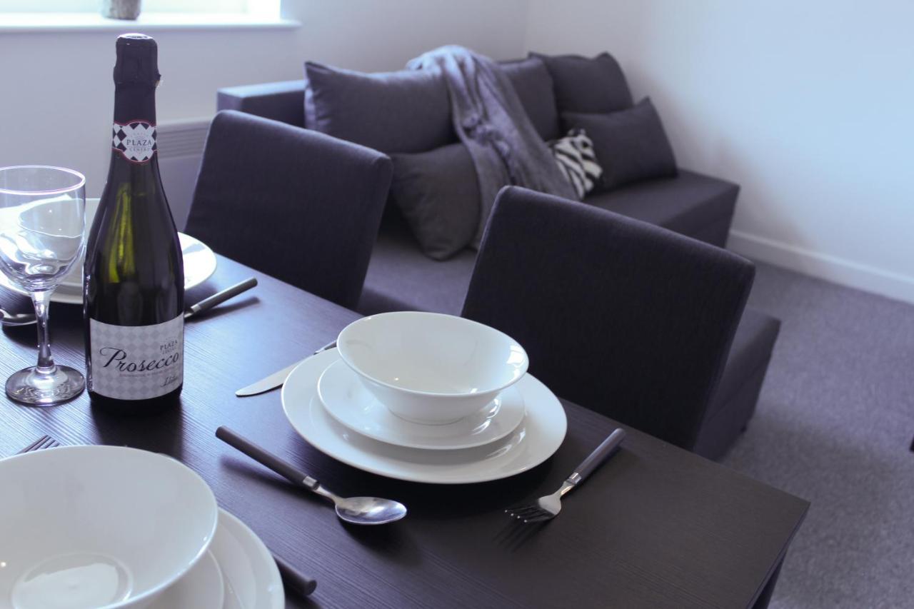 Stylish 1Br Apartment In The Heart Of Heywood Kültér fotó